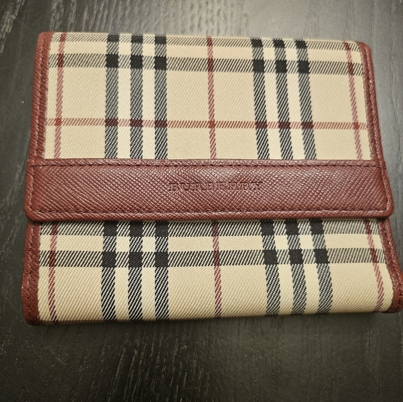 Authentic Burberry Vintage Nova Check Wallet - Brand New Condition - Picture 2 of 16